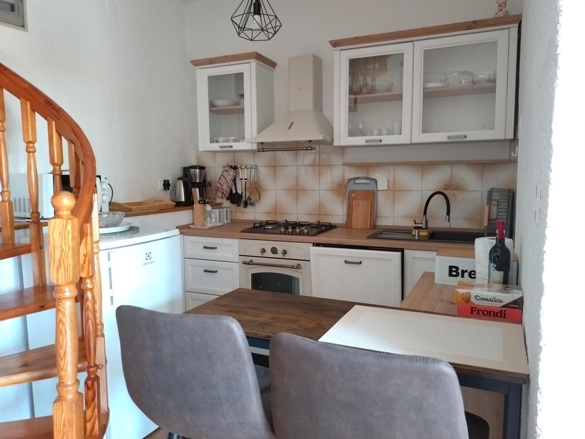 Tacoma Apartment *